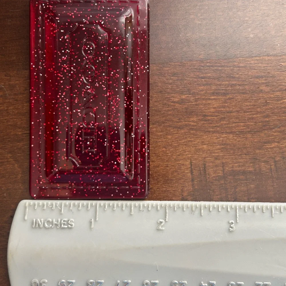 Vintage Coach Poppy hang tags. Raspberry glitter acrylic & patent leather. - Picture 7 of 10